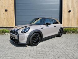 Grijs Gebruikt 2022 Mini Cooper S Hatchback | € 31.450 (Eerlijke prijs)