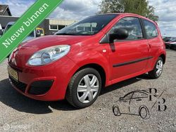 Rood Gebruikt 2008 Renault Twingo Authentique Hatchback | € 999 (Goede deal)
