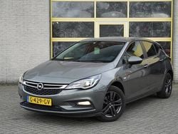 Grijs Gebruikt 2019 Opel Astra Edition Hatchback | € 9.450 (Goede deal)