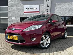 Rood Gebruikt 2009 Ford Fiesta Titanium Hatchback | € 6.750 (Eerlijke prijs)
