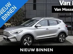 Rood Nieuw 2025 MG ZS Comfort Sedan | € 28.150 (Eerlijke prijs)