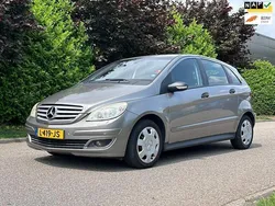 Grijs Gebruikt 2006 Mercedes B200 MPV | € 3.950 (Eerlijke prijs)