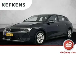 Zwart Gebruikt 2023 Opel Astra Edition Hatchback | € 20.925 (Eerlijke prijs)