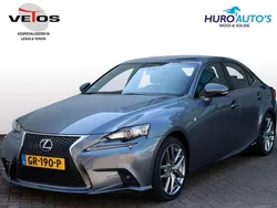 Grijs Gebruikt 2014 Lexus IS300h Sport Line Sedan | € 19.900 (Eerlijke prijs)