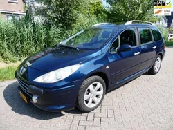 Blauw Gebruikt 2008 Peugeot 307 Premium Stationwagen | € 2.995 (Iets duurder)