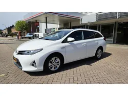Wit Gebruikt 2014 Toyota Auris Stationwagen | € 9.250 (Goede deal)