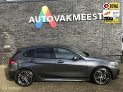 Grijs, metallic lak Gebruikt 2021 BMW 118 M Sport Hatchback | € 22.950 (Iets duurder)
