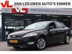 Zwart, metallic lak Gebruikt 2011 Ford Mondeo Business Edition Hatchback | € 1.448 (Super prijs)