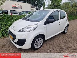 Wit Gebruikt 2014 Peugeot 107 Access Hatchback | € 4.900 (Eerlijke prijs)