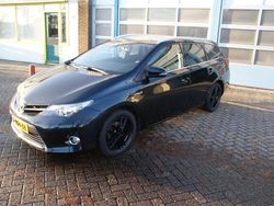 Grijs Gebruikt 2015 Toyota Auris Touring Sports Stationwagen | € 9.750 (Goede deal)