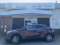 Paars, metallic lak Gebruikt 2022 Toyota C-HR Executive SUV | € 25.945 (Eerlijke prijs)