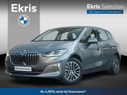 Grijs, metallic lak Gebruikt 2025 BMW 225 Active Tourer Luxury Line MPV | € 44.900 (Super prijs)