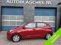 Rood Gebruikt 2023 Hyundai i10 Comfort Hatchback | € 13.445 (Goede deal)
