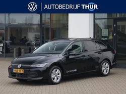 Zwart Gebruikt 2025 VW Golf VIII Business Stationwagen | € 42.950