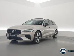 Grijs Gebruikt 2024 Volvo V60 Plus Stationwagen | € 47.900 (Iets duurder)