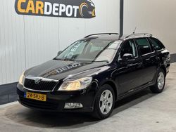 Zwart Gebruikt 2011 Skoda Octavia Business Line Stationwagen | € 3.899