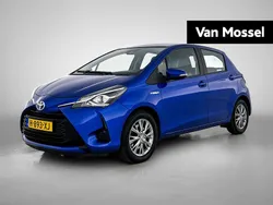 Blauw Gebruikt 2020 Toyota Yaris Hybrid Active Hatchback | € 15.900 (Eerlijke prijs)