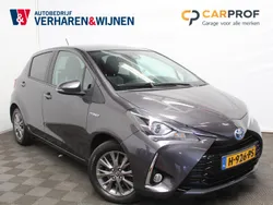 Grijs Gebruikt 2020 Toyota Yaris Hybrid Hatchback | € 16.900 (Goede deal)