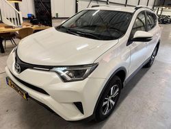 Wit Gebruikt 2018 Toyota RAV4 Executive SUV | € 19.999