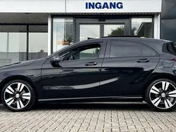 Zwart Gebruikt 2015 Mercedes A180 Prestige Hatchback | € 13.900 (Eerlijke prijs)