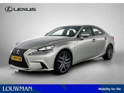 Grijs Gebruikt 2015 Lexus IS300h Sport Line Sedan | € 20.450 (Eerlijke prijs)