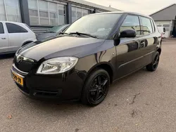 Zwart Gebruikt 2009 Skoda Fabia Drive Hatchback | € 3.750 (Eerlijke prijs)