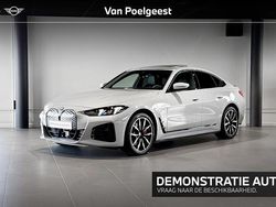 Saphirschwarz metallic (475) (zwart metallic) Nieuw 2025 BMW i4 M Sport Sedan | € 73.547