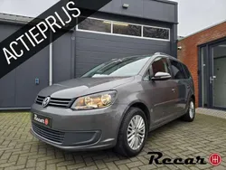 Grijs, metallic lak Gebruikt 2014 VW Touran Edition MPV | € 7.450 (Eerlijke prijs)