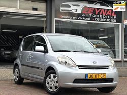 Grijs Gebruikt 2005 Daihatsu Sirion Hatchback | € 3.799 (Eerlijke prijs)