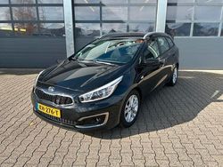 Zwart Gebruikt 2016 Kia Ceed First Edition Hatchback | € 11.835 (Iets duurder)