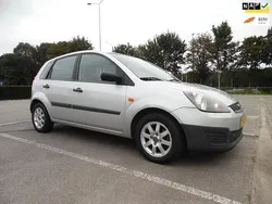 Grijs Gebruikt 2008 Ford Fiesta Cool & Sound Edition Hatchback | € 950 (Goede deal)