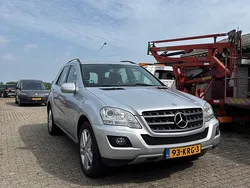 Terreinwagen Gebruikt 2010 Mercedes ML350 SUV | € 16.500