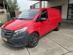 Rood Gebruikt 2015 Mercedes Vito MPV | € 8.995 (Super prijs)