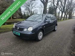 Blauw Gebruikt 2004 VW Polo Hatchback | € 1.749 (Eerlijke prijs)