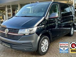 Zwart Gebruikt 2022 VW T6.1 Highline Van | € 28.900 (Eerlijke prijs)