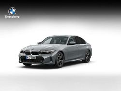 Grijs, metallic lak Nieuw 2025 BMW 330e Comfort Edition Sedan | € 66.273 (Super prijs)