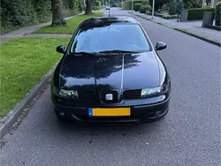 Zwart Gebruikt 2003 Seat Leon Sport Hatchback | € 1.950 (Eerlijke prijs)