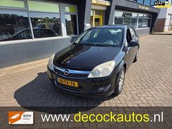 Zwart Gebruikt 2007 Opel Astra Hatchback | € 1.940 (Eerlijke prijs)