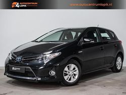 Zwart Gebruikt 2014 Toyota Auris Hybrid Hatchback | € 12.900 (Eerlijke prijs)