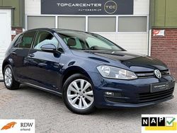 Blauw Gebruikt 2017 VW Golf VII Hatchback | € 9.999 (Super prijs)