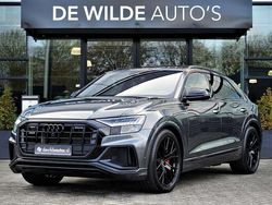 Grijs (metallic) Gebruikt 2022 Audi Q8 S-Line SUV | € 81.900