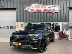 Zwart Gebruikt 2018 VW Touareg R-line SUV | € 40.875 (Eerlijke prijs)