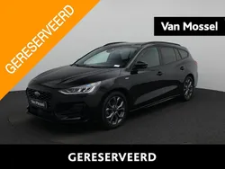 Zwart Gebruikt 2023 Ford Focus ST-Line Stationwagen | € 25.945 (Eerlijke prijs)