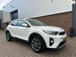 Wit Gebruikt 2017 Kia Stonic 2 SUV | € 13.950 (Iets duurder)