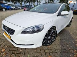 Wit Gebruikt 2012 Volvo V40 Summum Hatchback | € 8.450 (Super prijs)