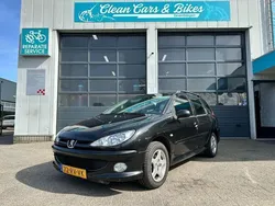 Zwart Gebruikt 2005 Peugeot 206 Hatchback | € 1.450 (Goede deal)