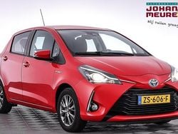 Rood Gebruikt 2019 Toyota Yaris Hybrid Hatchback | € 15.990 (Super prijs)