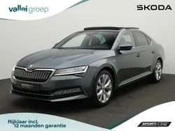 Grijs, metallic lak Gebruikt 2021 Skoda Superb LAURIN & KLEMENT Hatchback | € 26.900 (Eerlijke prijs)