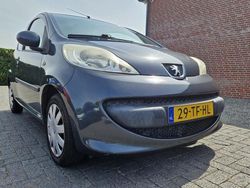Grijs Gebruikt 2006 Peugeot 107 Hatchback | € 1.500 (Eerlijke prijs)
