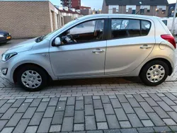 Zilver Gebruikt 2012 Hyundai i20 Edition MPV | € 5.500